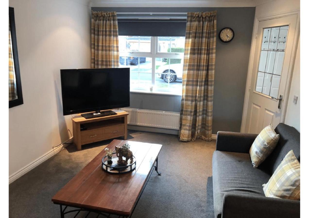 Perfectly Placed 3 Bed Home In A Peaceful Close Darlington  Buitenkant foto