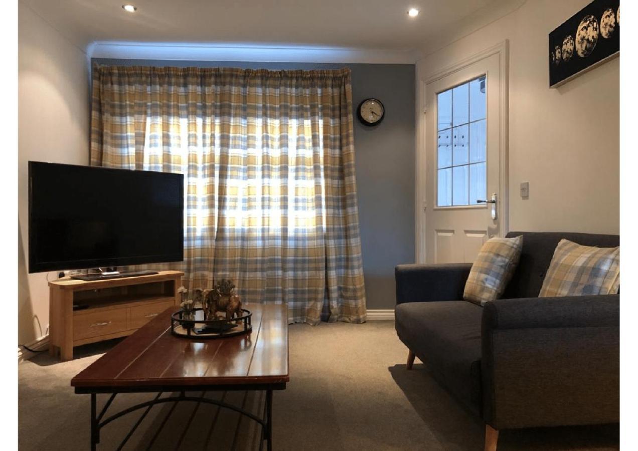 Perfectly Placed 3 Bed Home In A Peaceful Close Darlington  Buitenkant foto
